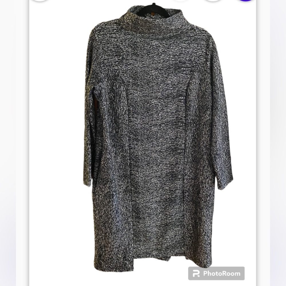 Clara Sun Woo women’s black and white high neck‎ dress. Size medium